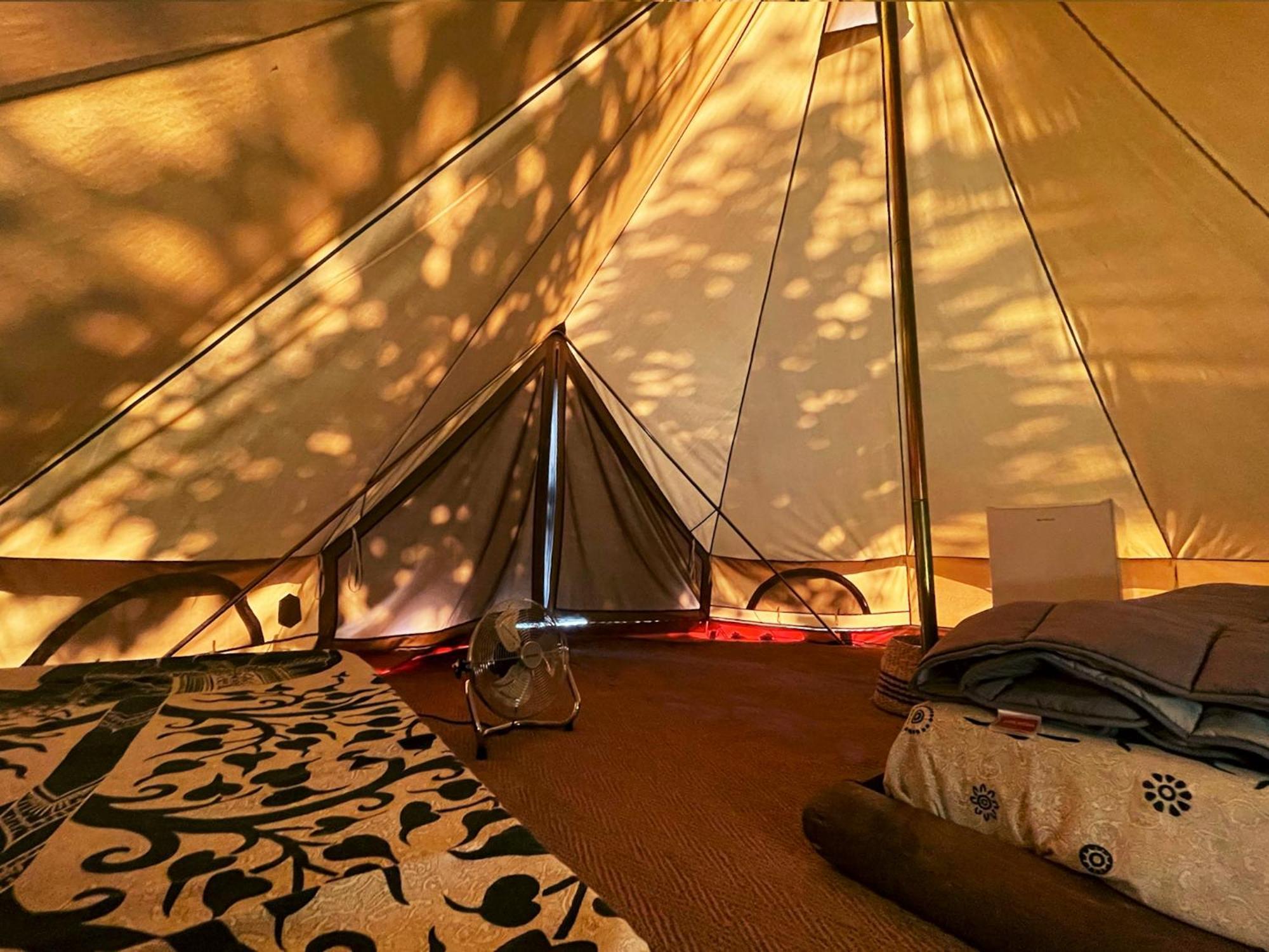 Camping El Roble Валдеробрес Екстериор снимка