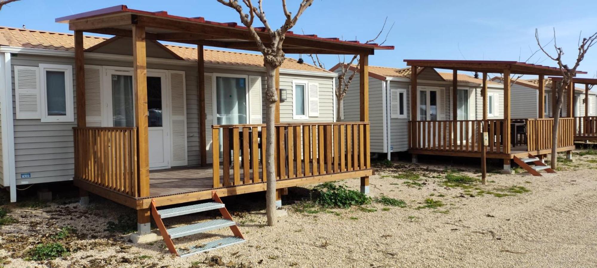 Camping El Roble Валдеробрес Екстериор снимка